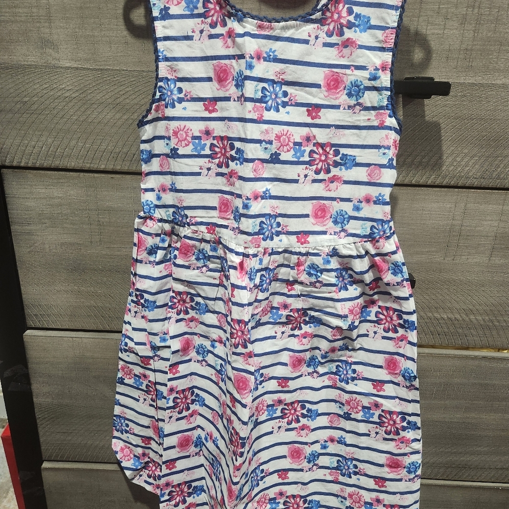 Kids clothes